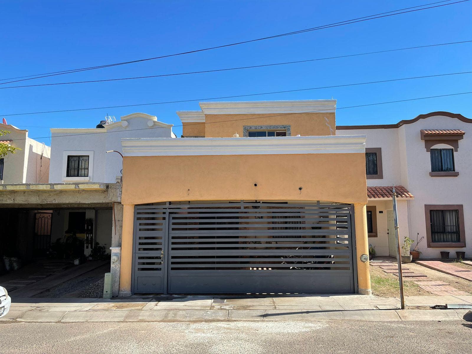 Spacious house for sale in Villa Bonita Residencial, Hermosillo, Sonora.
