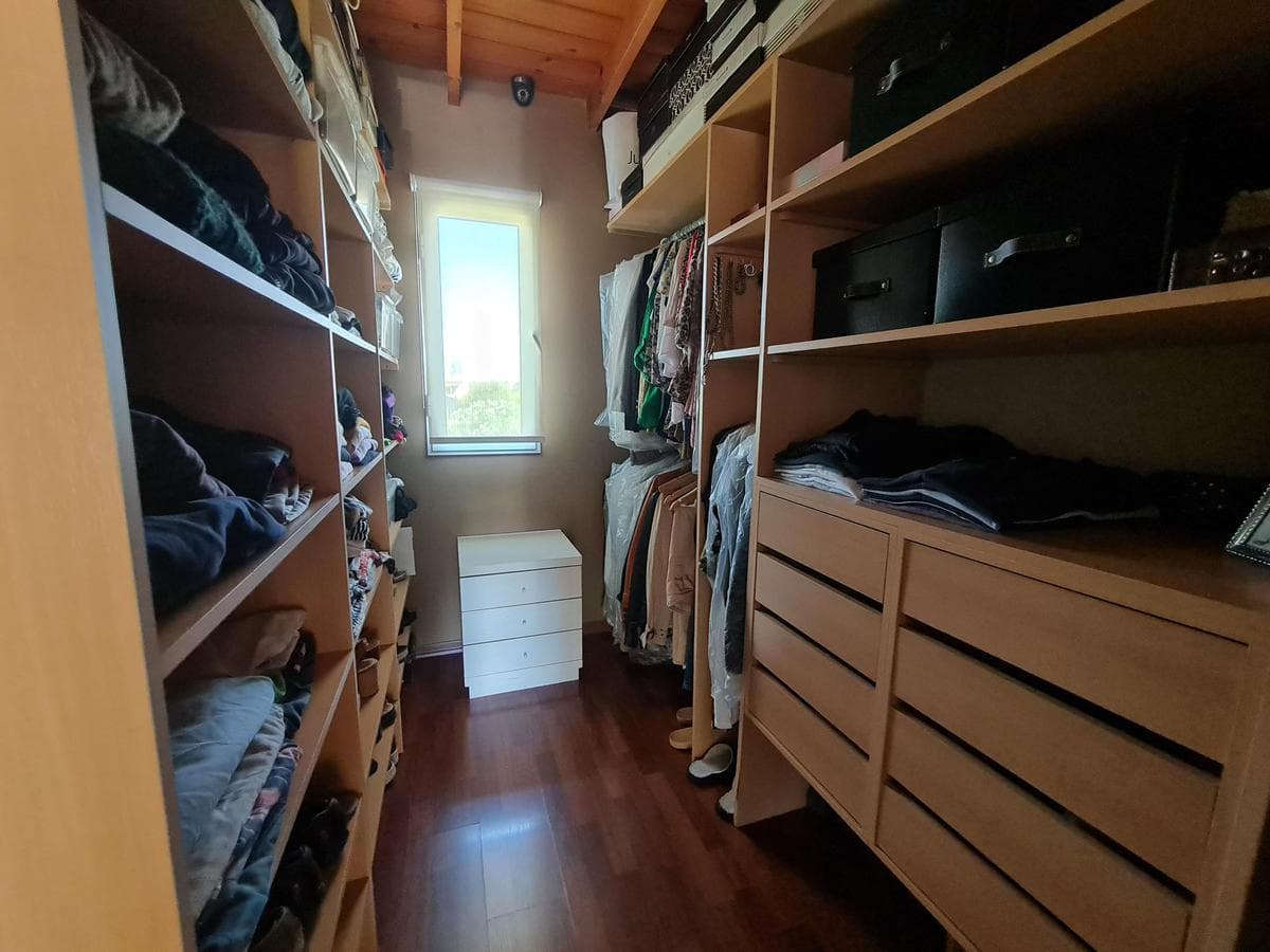 House for Sale in Talar Del Lago I