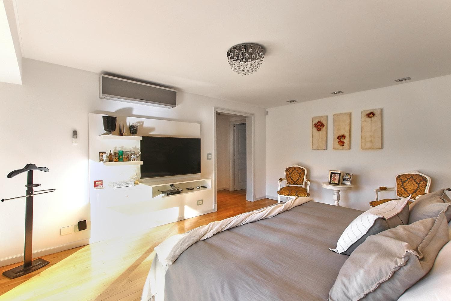 Exceptional Home in Los Lagartos CC - Qualifies for a Mortgage