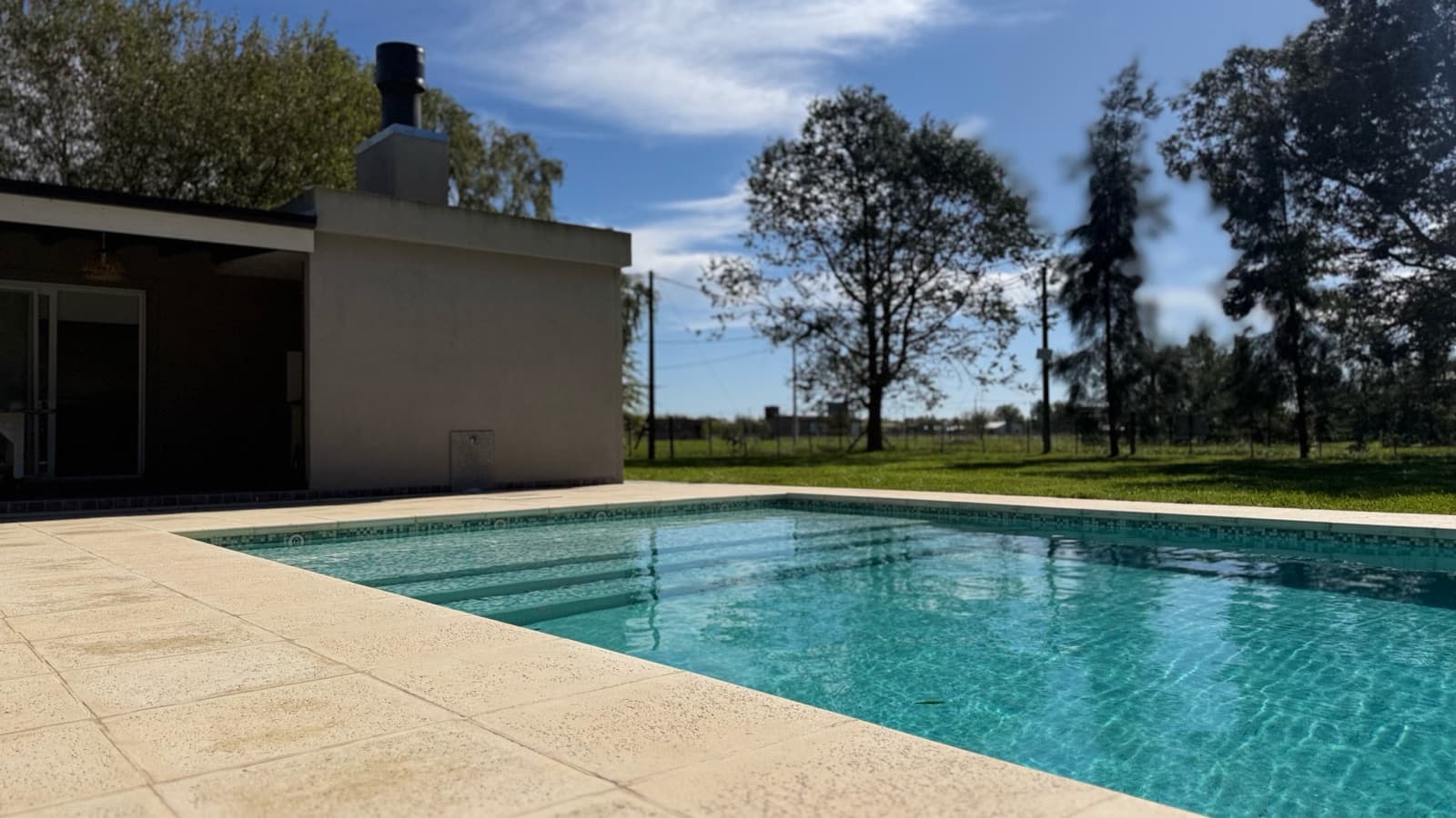 Discover the country house of your dreams in Laguna! Eligible for a mortgage!