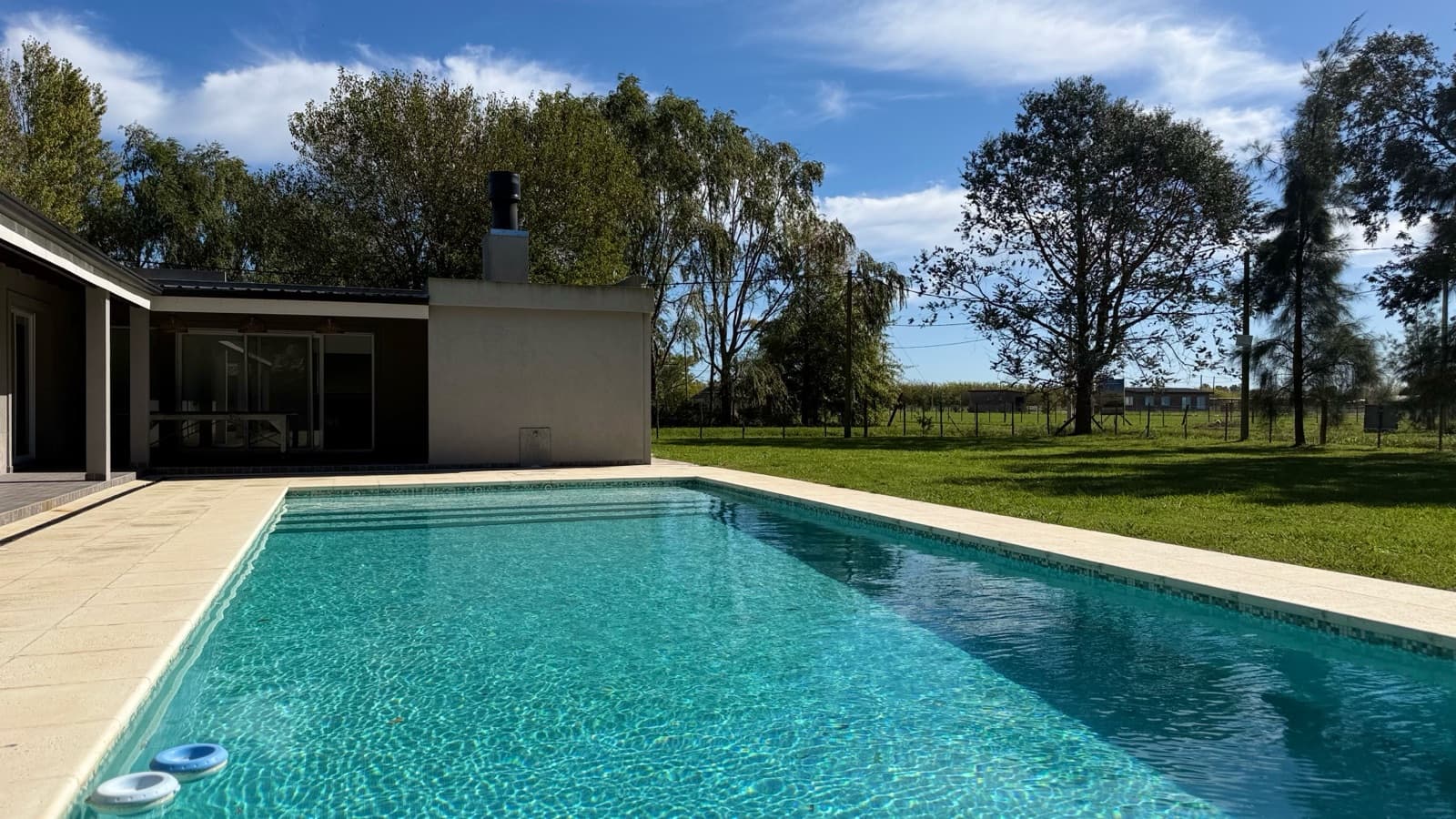 Discover the country house of your dreams in Laguna! Eligible for a mortgage!