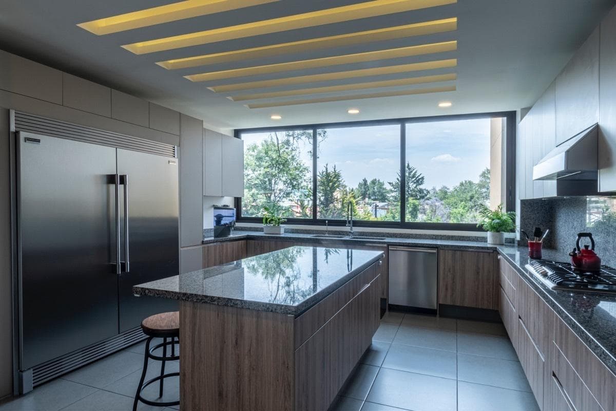 Apartment for sale in Lomas de Vista Hermosa with security