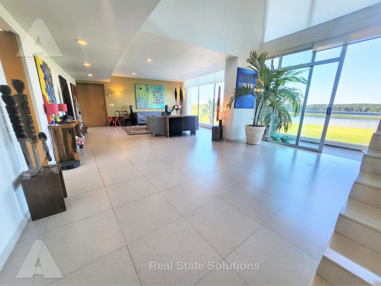 Apartment for Sale, 3 Bedrooms, Double-Height Ceilings, TV Room, Av. Bonampak, Puerto Cancún