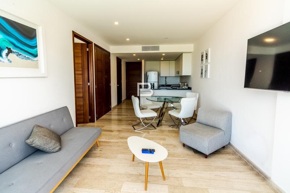 Puerto Cancun Marina Condos: Fully Furnished Apartment for Rent