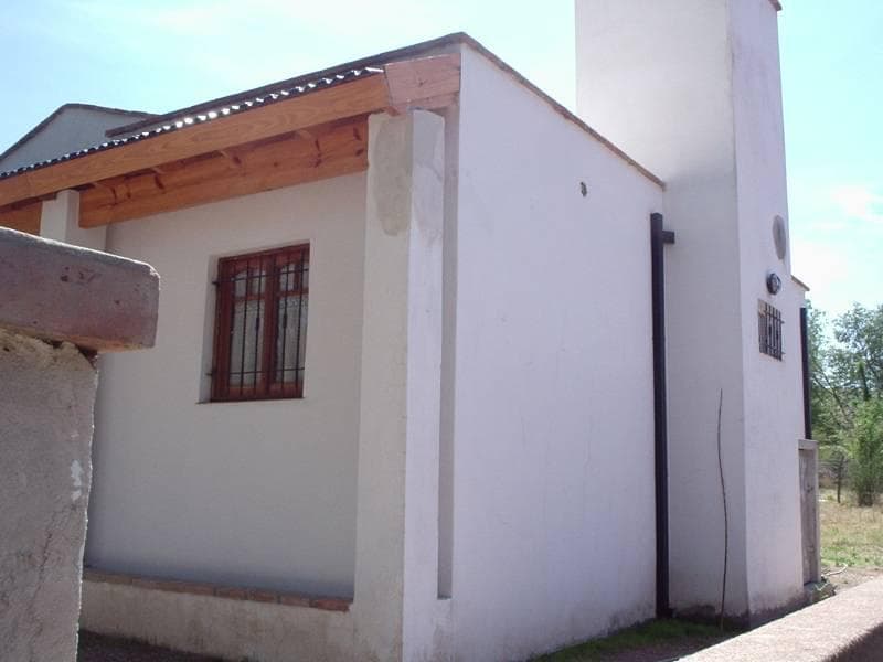 Excellent house with natural gas, great location, facing west
