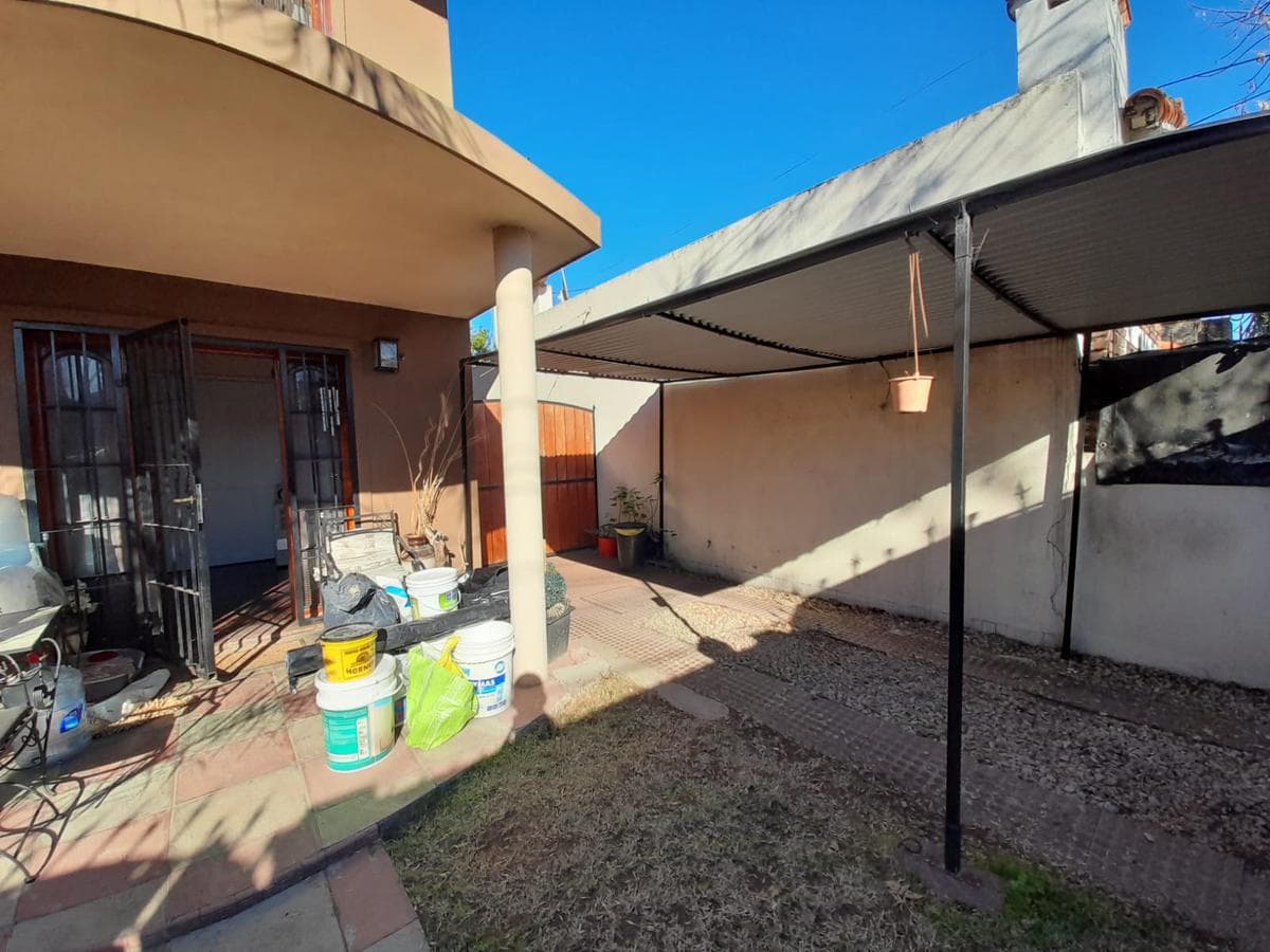 4-BEDROOM APARTMENT FOR SALE IN DON BOSCO WITH A PATIO AND POOL