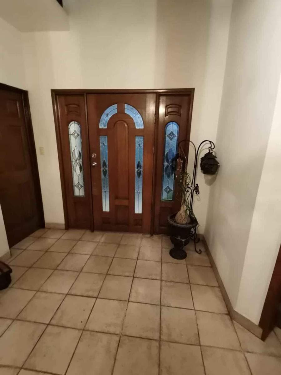 House for Sale and Rent in the Loreto Residential Complex—Corner Lot