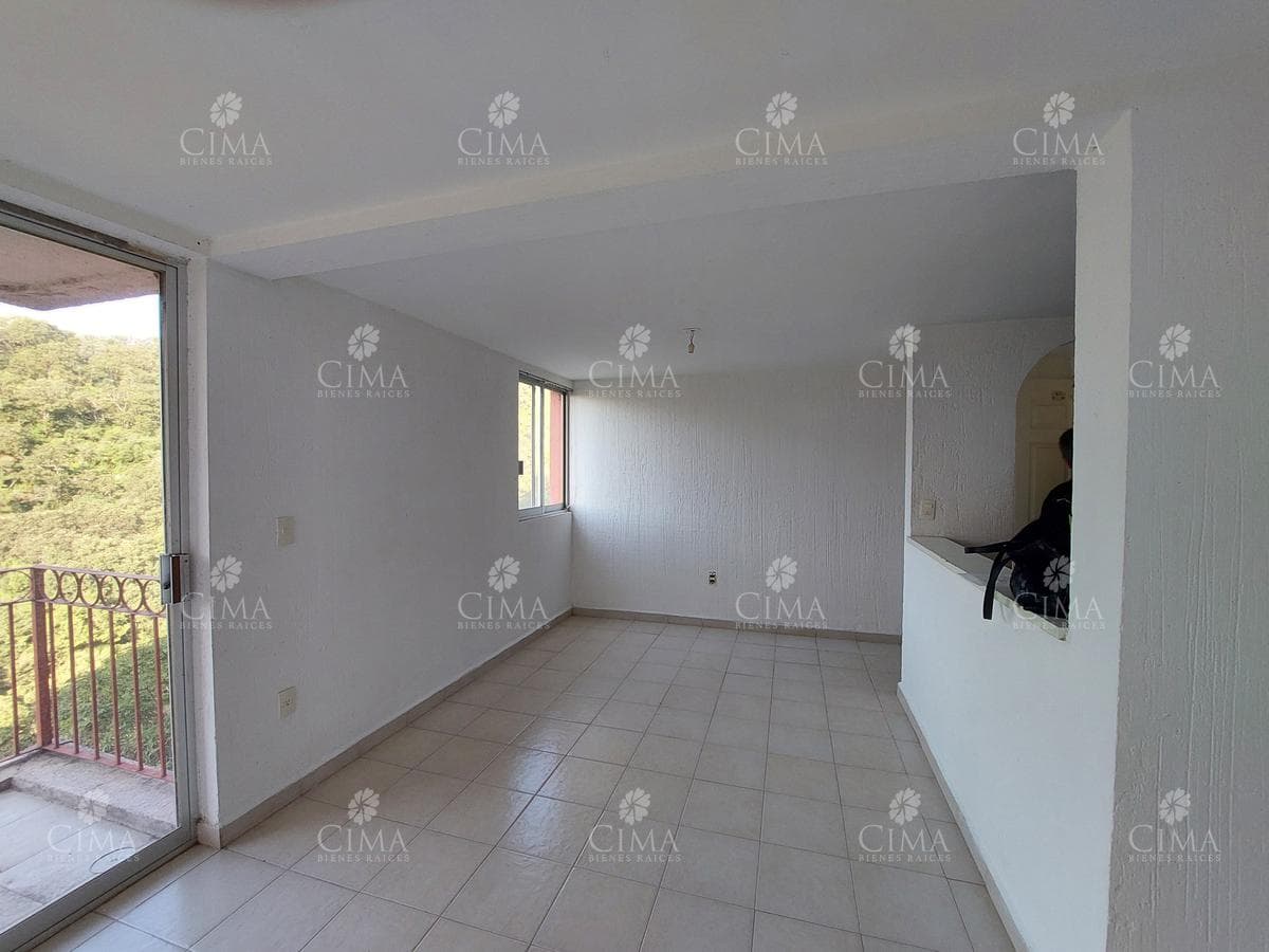 RENTA DEPARTAMENTO CON VISTA PANORÁMICA EN CUERNAVACA- R130