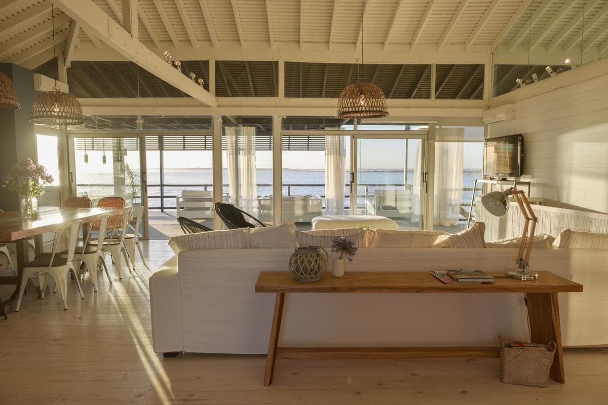 Nias in Jose Ignacio - TM43350