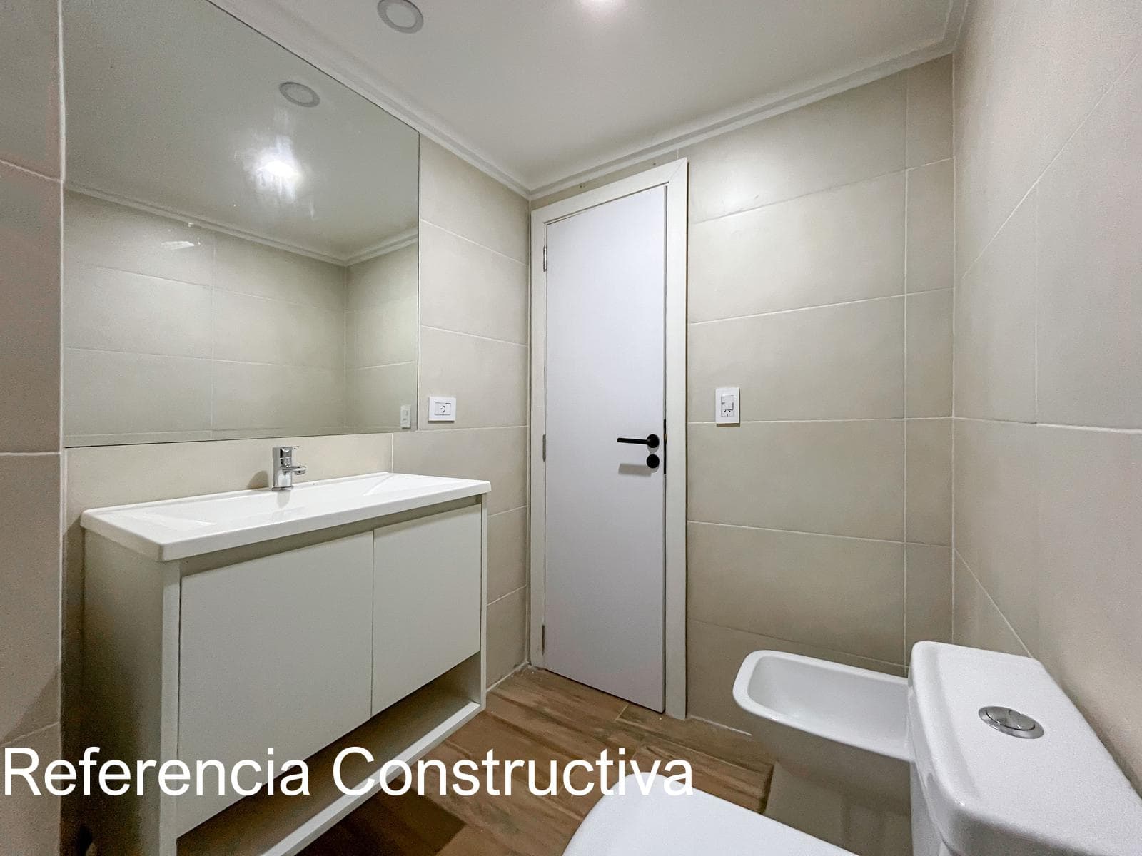 For Sale/Financing: One-Bedroom Apartment, "Categoria. Martin"