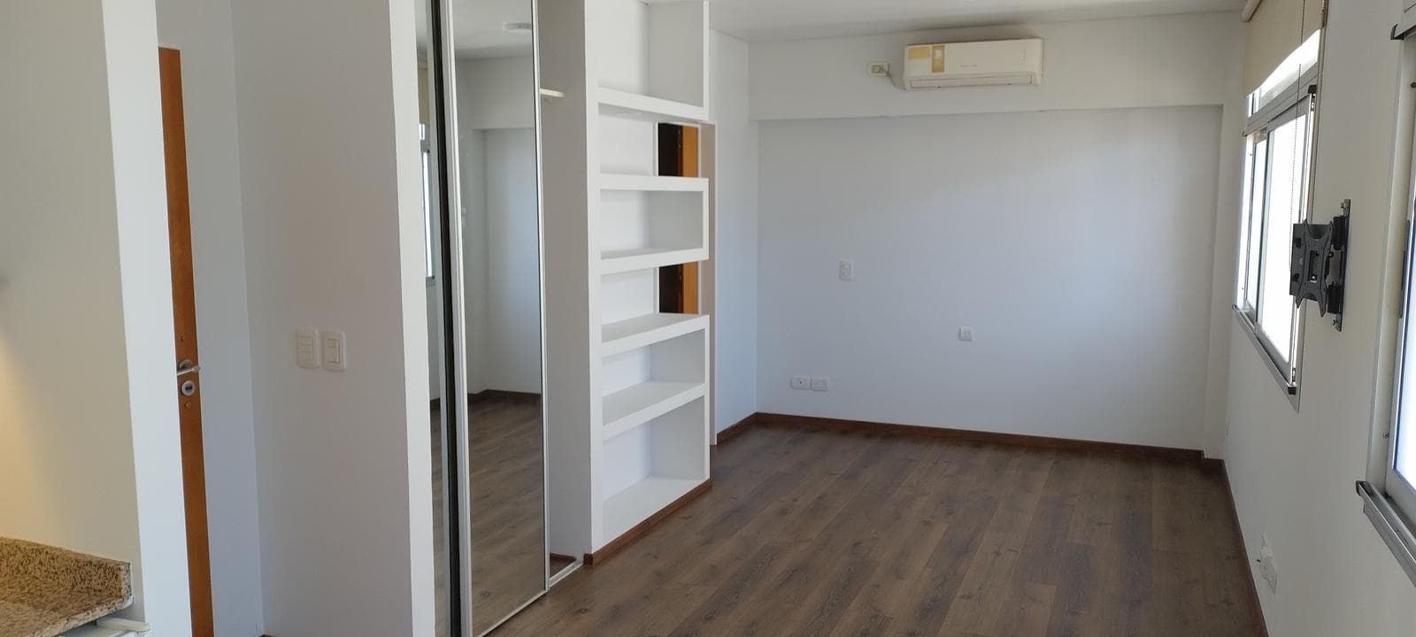 6-year-old studio apartment with a partition!! Suitable for professionals, just a few meters from Santa Fé Avenue