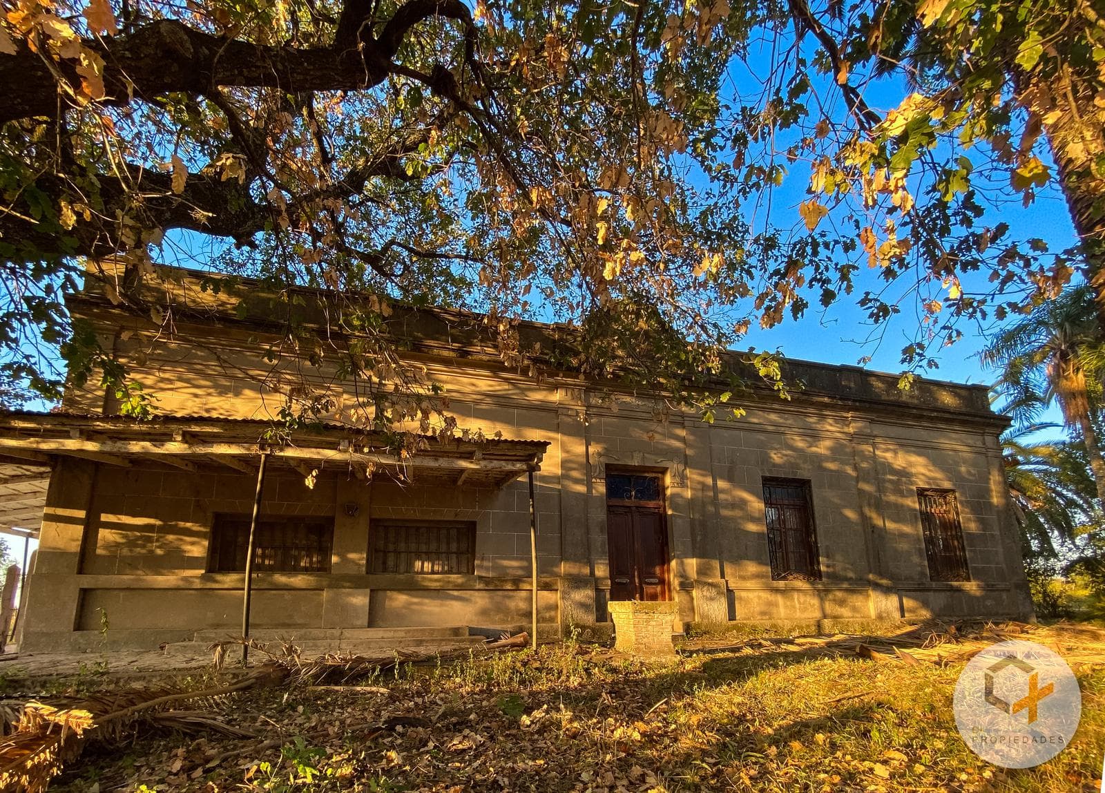 Land Opportunity on Libertador at the Corner of Corrientes. 16 hectares and a country house