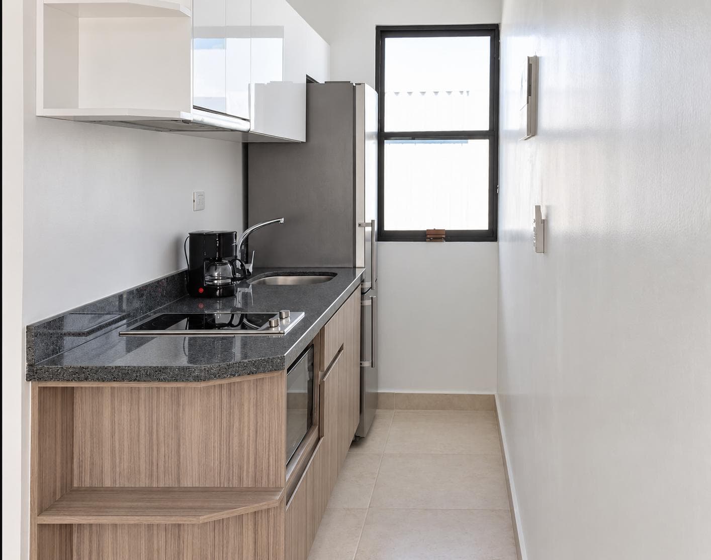 2-Bedroom Furnished Apartment for Rent in Playa Car, Playa del Carmen
