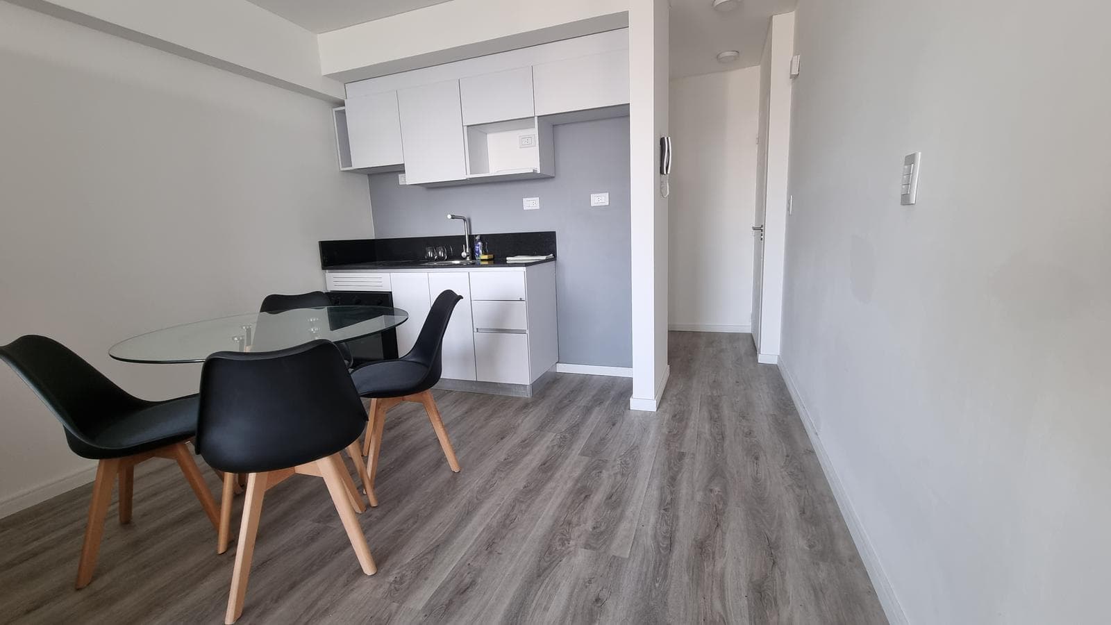 For Sale/Financing: One-Bedroom Apartments with Amenities. Puerto Norte, Rosario