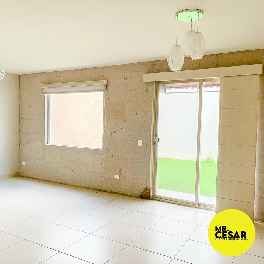 House for Sale in La Encantada