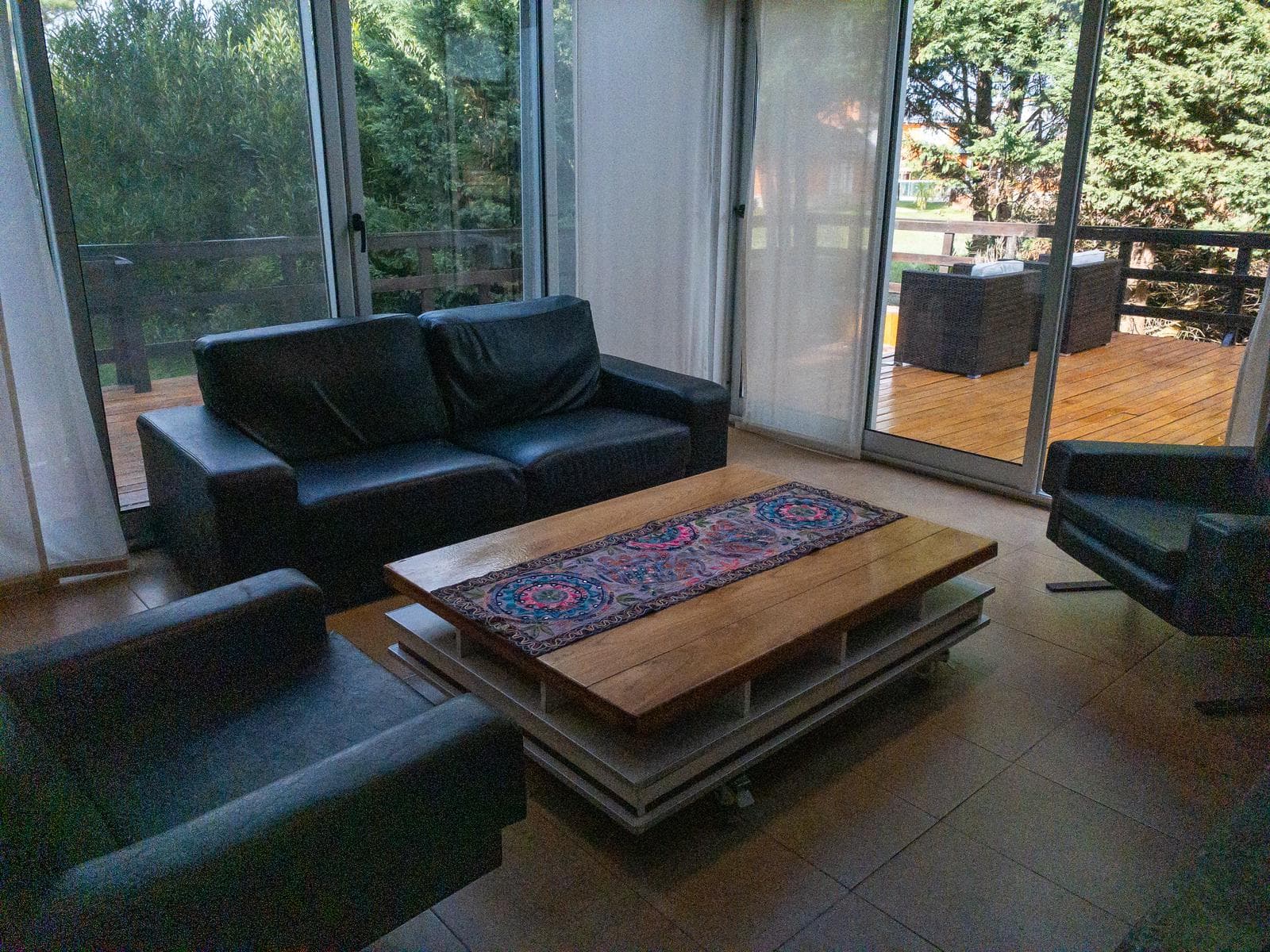 Apartment with amenities and services.