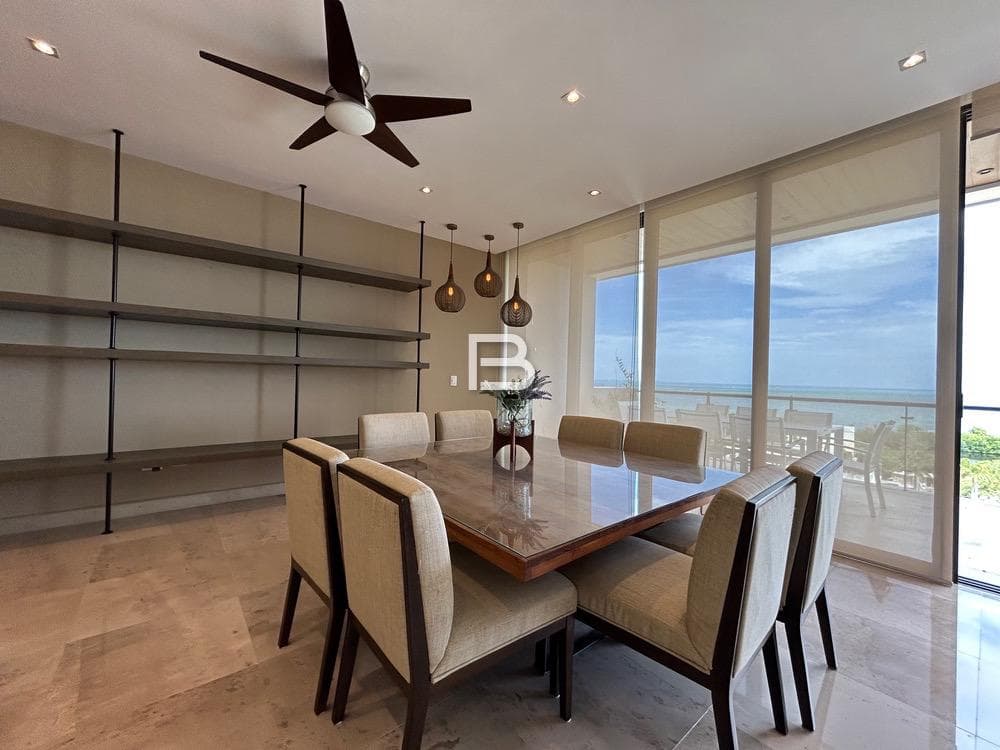 Apartment for rent with the unparalleled beauty of the Caribbean Sea as a backdrop