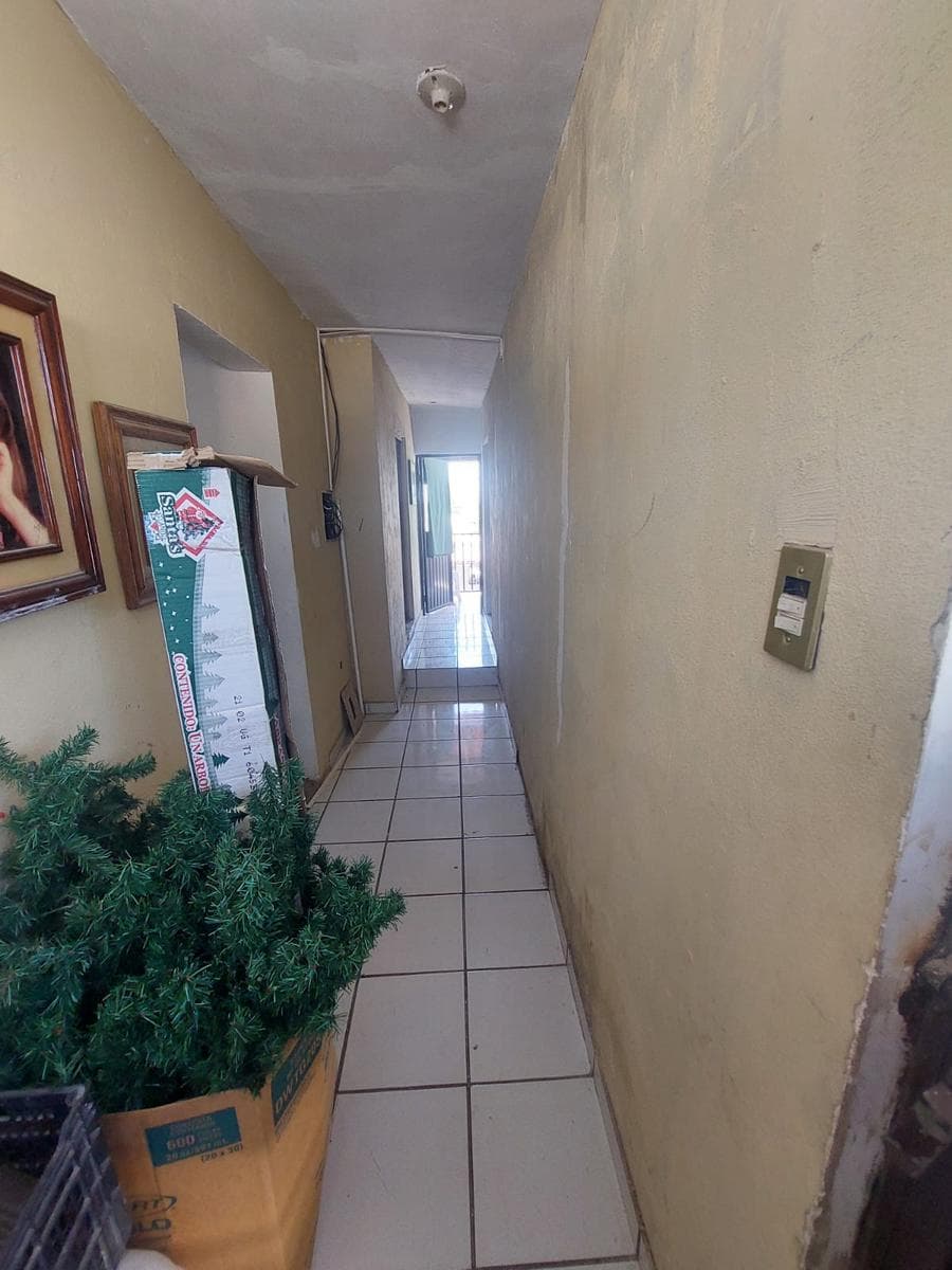 House for sale in Colonia, in Villa Dorada, on Piña Street, past Progreso Boulevard.