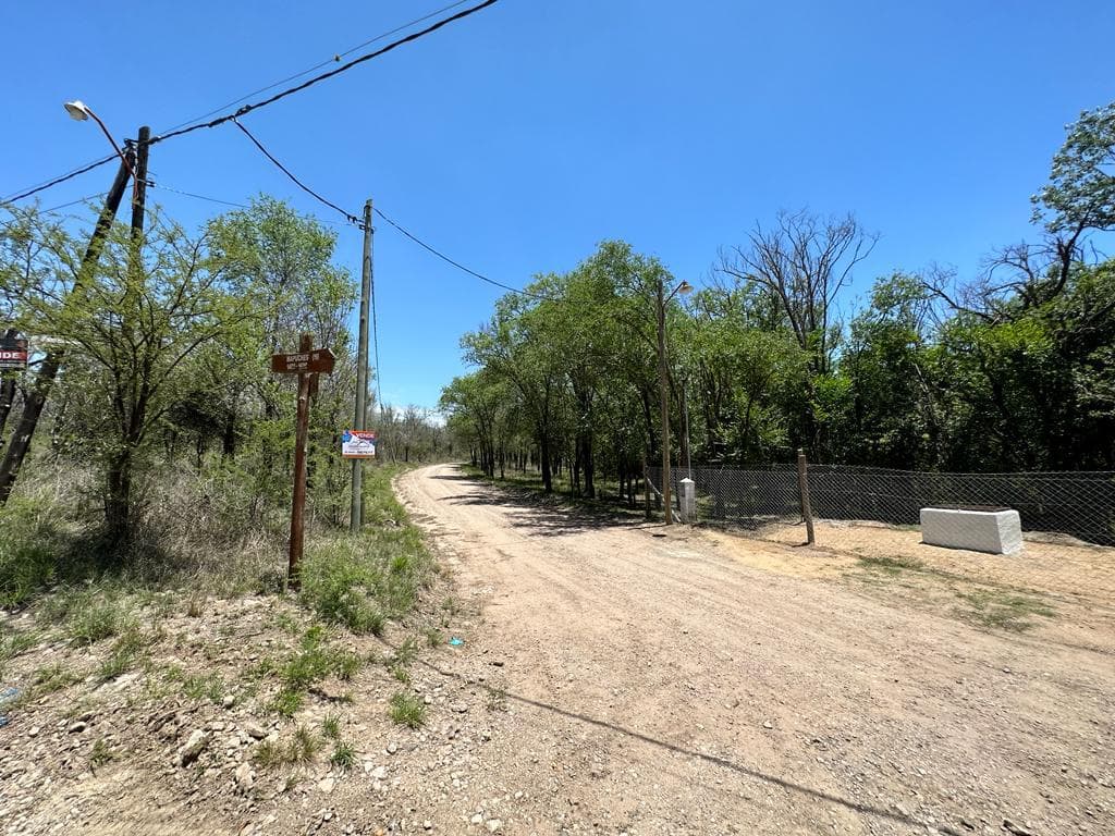 LAND FOR SALE IN CASA GRANDE, NEAR COSQUIN AND LA FALDA