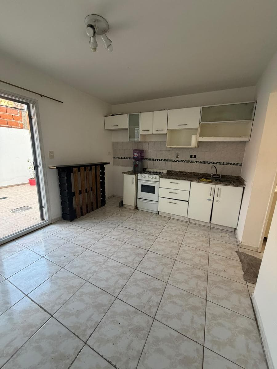 3-Bedroom Apartment for Rent on Ramos Mejía