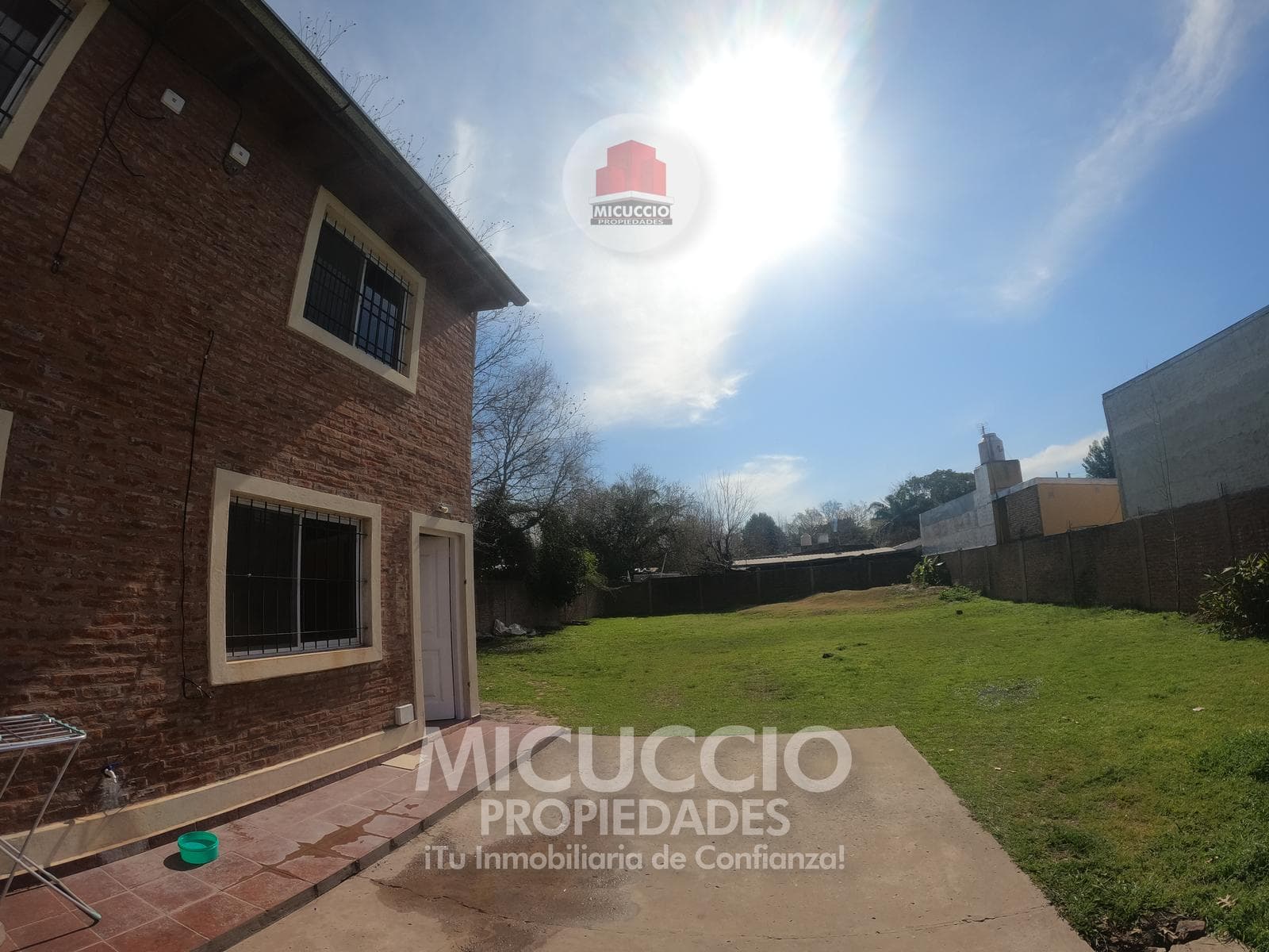 Complejo de dúplex en venta, Venecia 478, Escobar. PERMUTA EN BARRIO CERRADO.