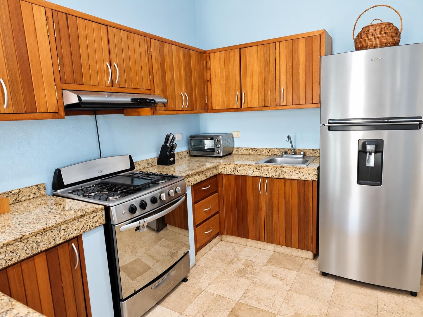 2-Bedroom Apartment for Rent Just Steps from Mamitas Beach, Playa del Carmen