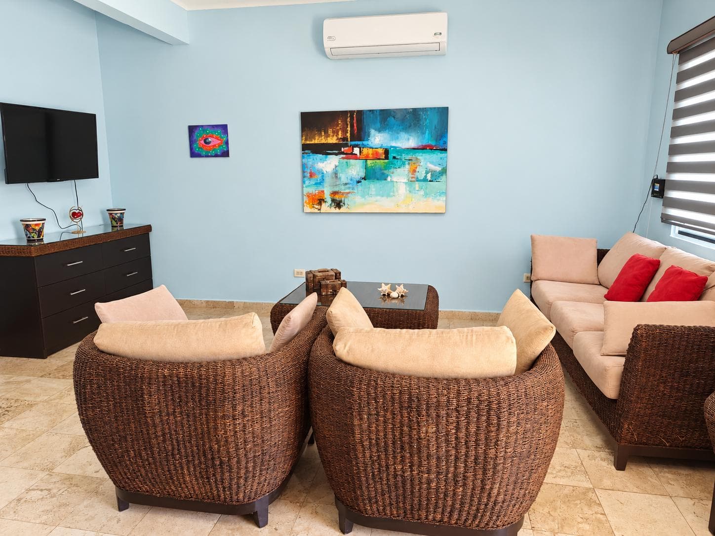 2-Bedroom Apartment for Rent Just Steps from Mamitas Beach, Playa del Carmen