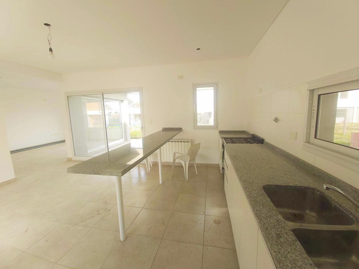 House for Sale in Pilar del Este - Casas del Este