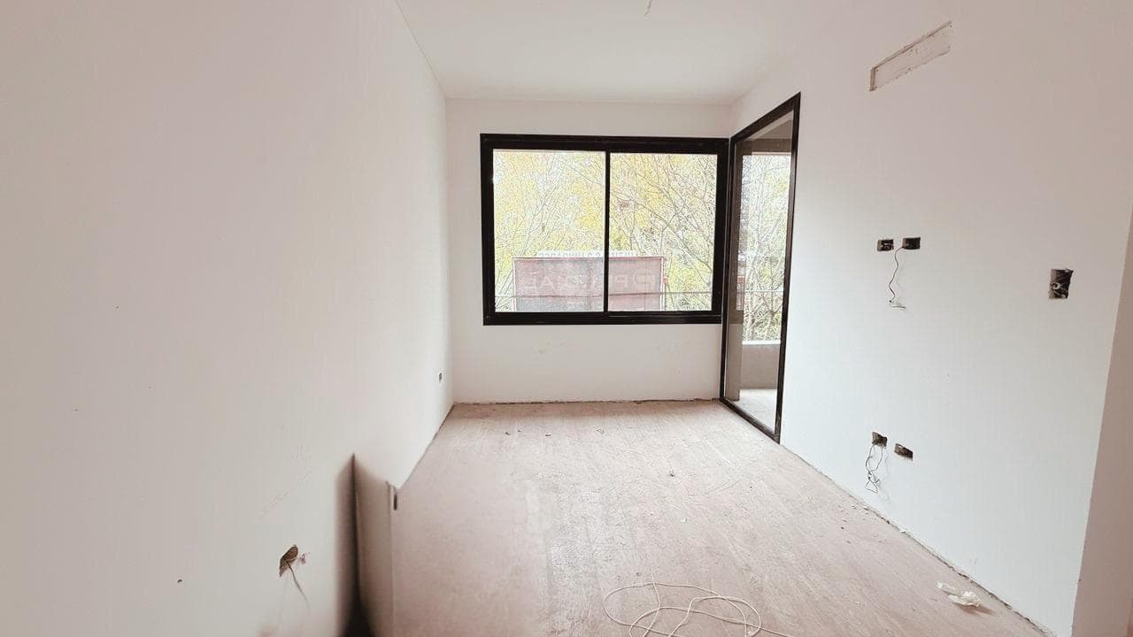 Two-room apartment in Villa Crespo with a balcony terrace and a half-bath