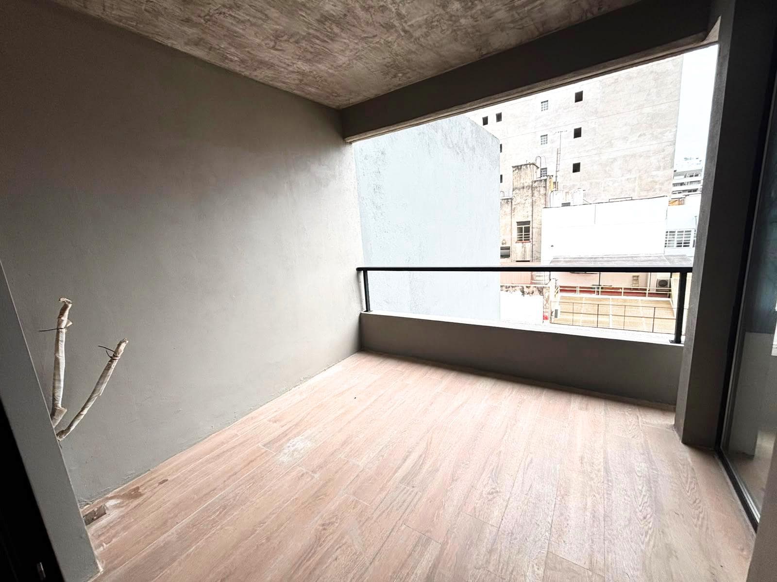 Two-room apartment with a balcony/terrace and a half-bath
