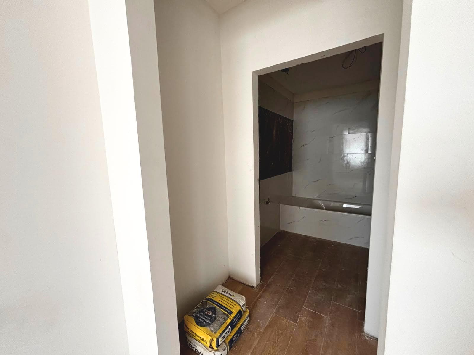 Two-room apartment with a balcony/terrace and a half-bath