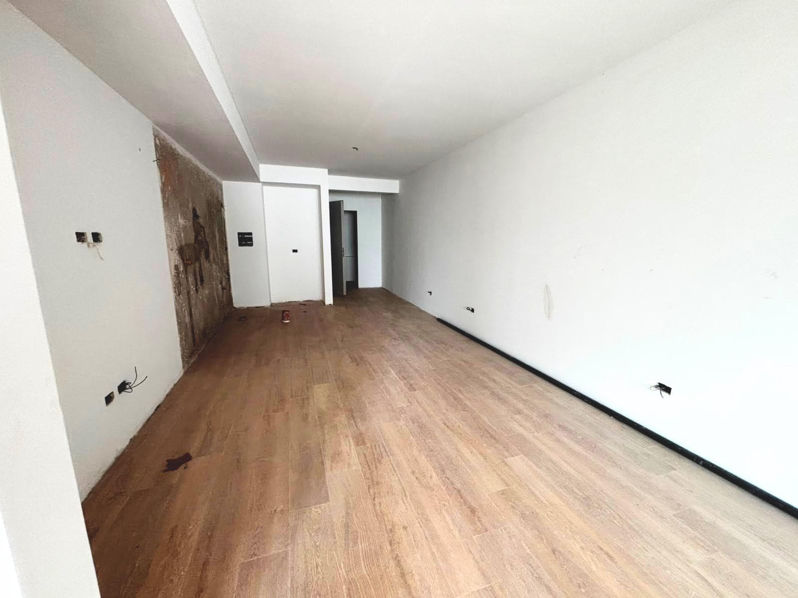 Two-room apartment with a balcony/terrace and a half-bath