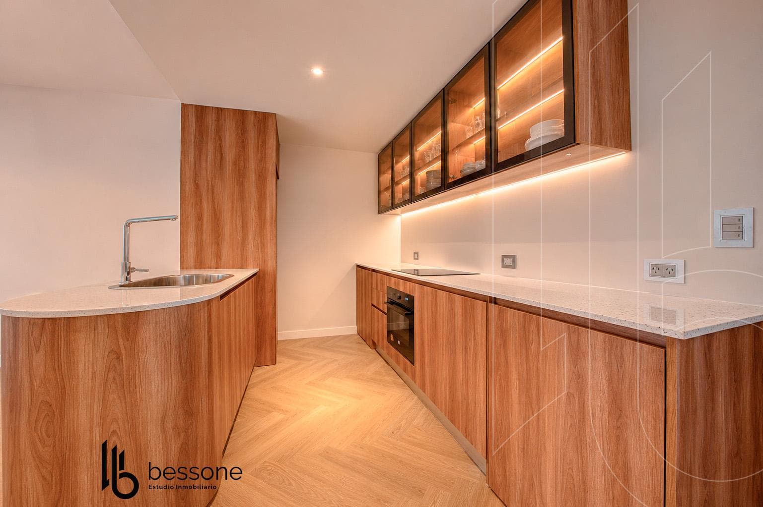 Departamento 4 Ambientes Guemes Residencial