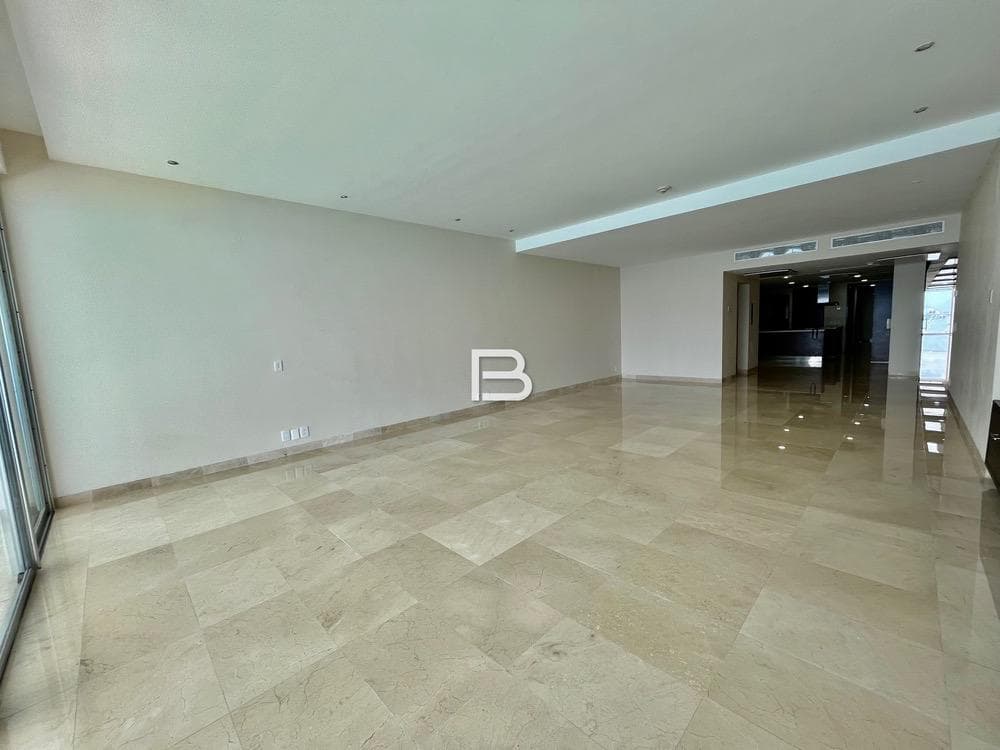 Apartment for Rent at Emerald Residential Tower