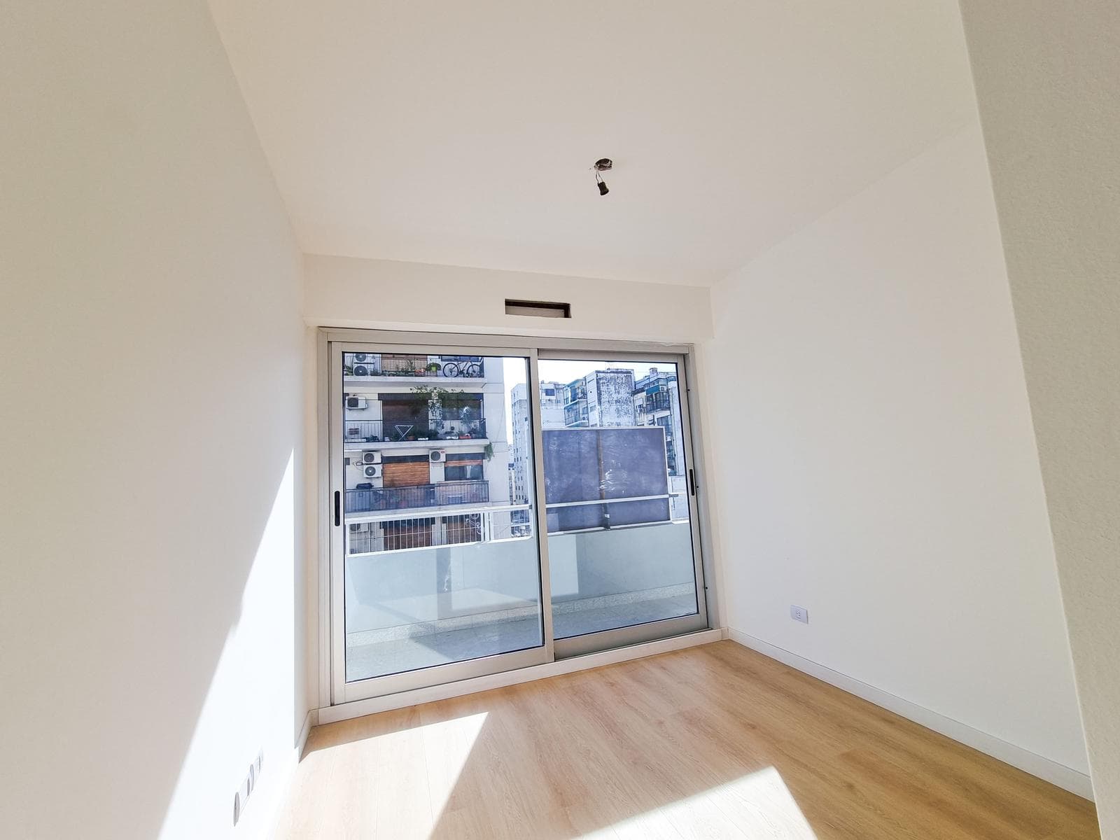 4-room apartments for sale in Almagro