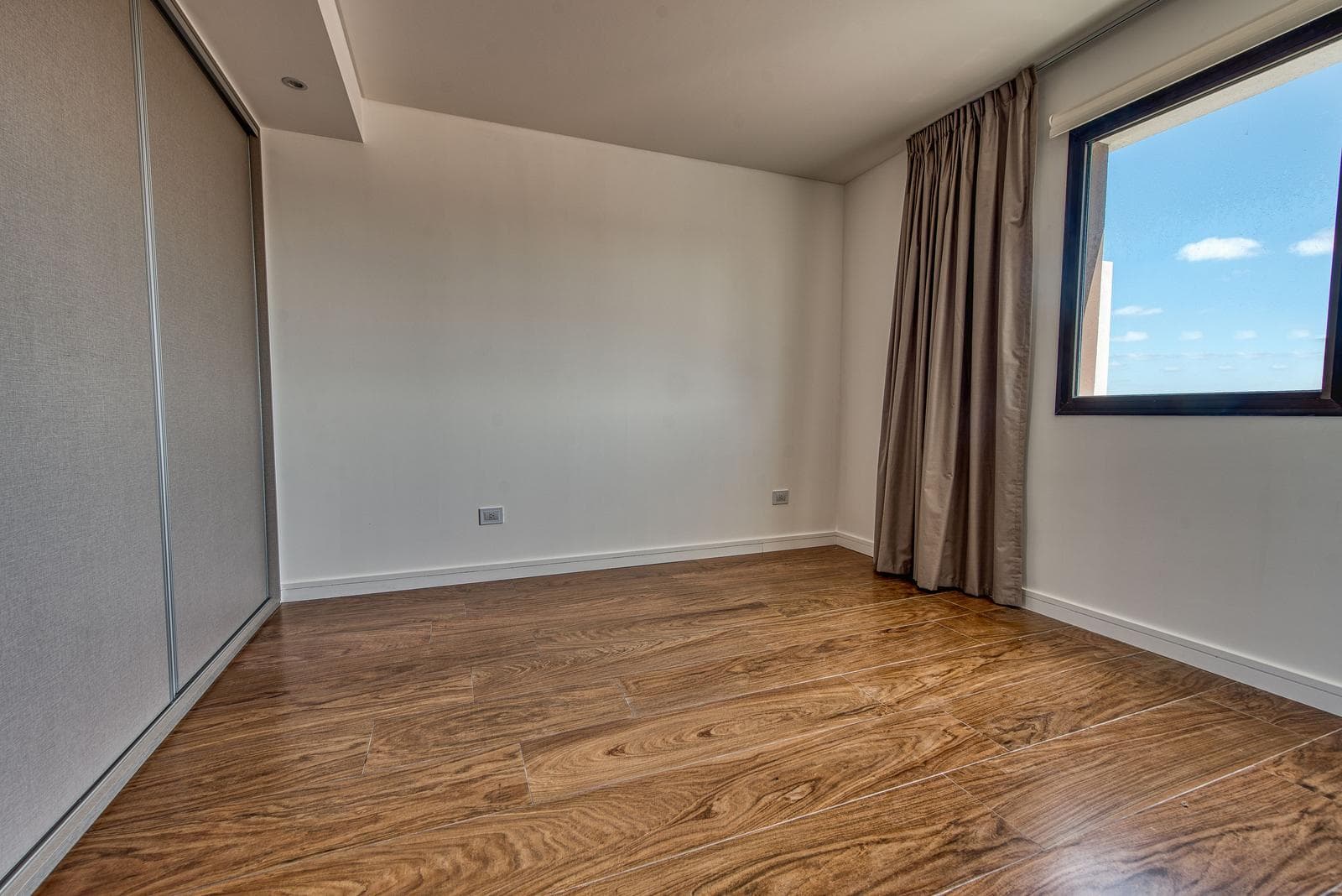 3 AMBIENTES VISTA AL MAR PREMIUM COCHERA DOBLE ESTRENAR