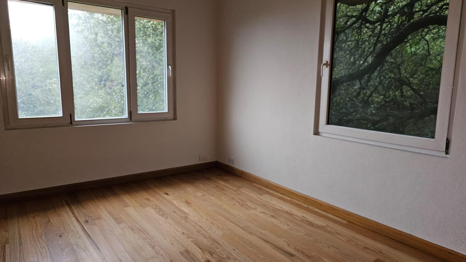 HOUSE FOR SALE IN VILLA MONTAÑA