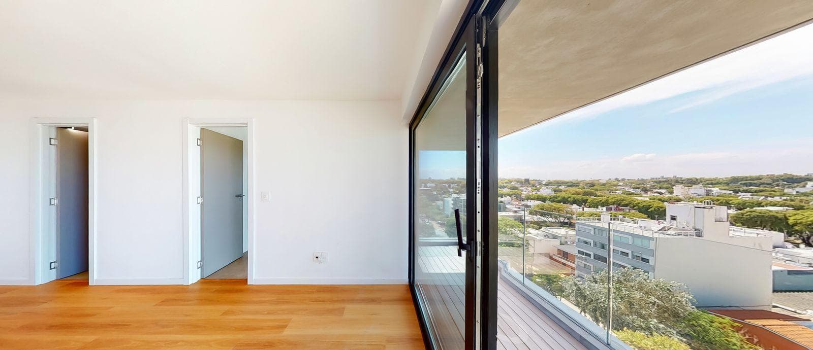 Studio Apartment for Sale with a Terrace in Malvin