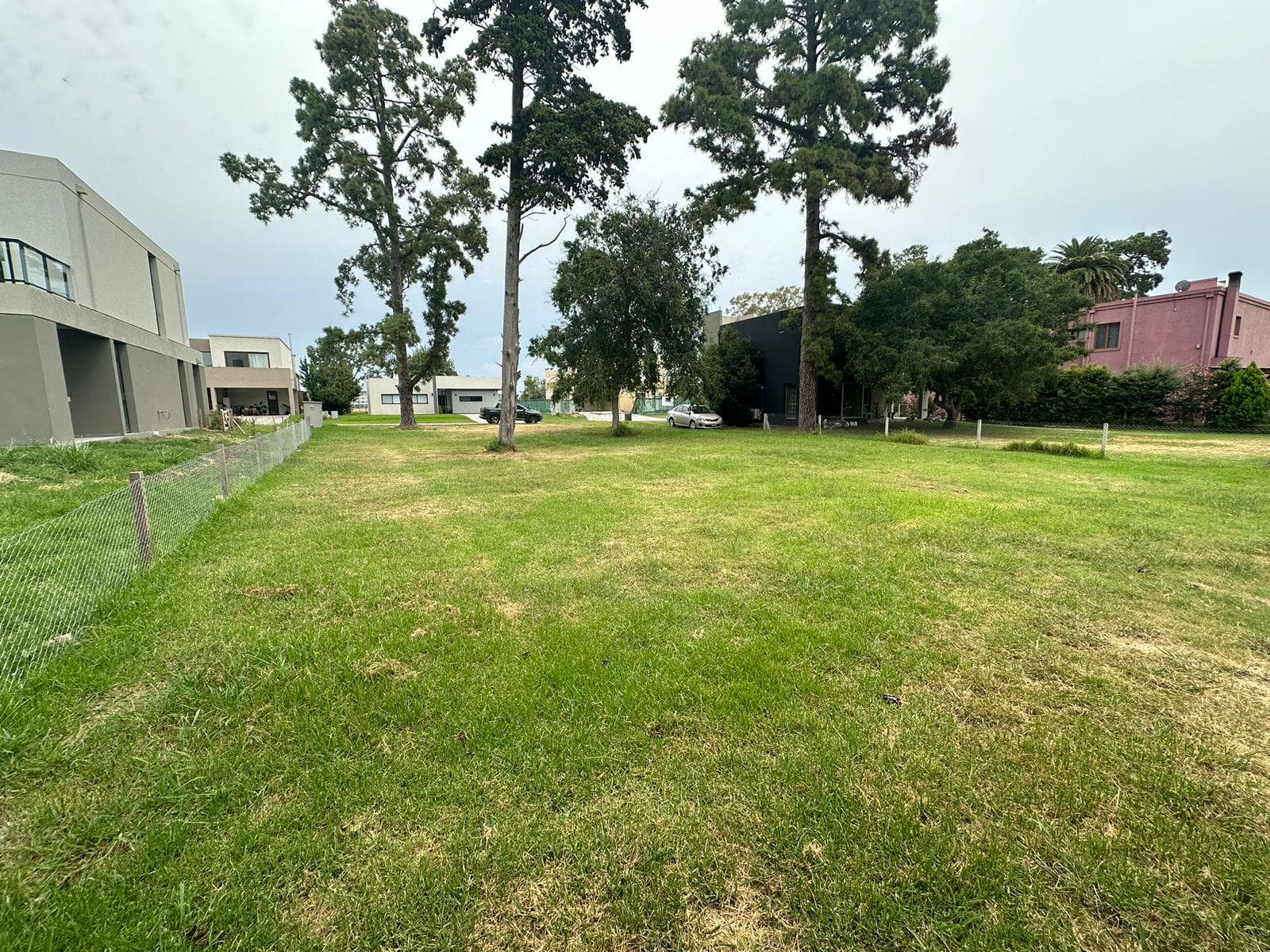 PERIMETER LOT FOR SALE IN GREENVILLE. FINANCING AVAILABLE.