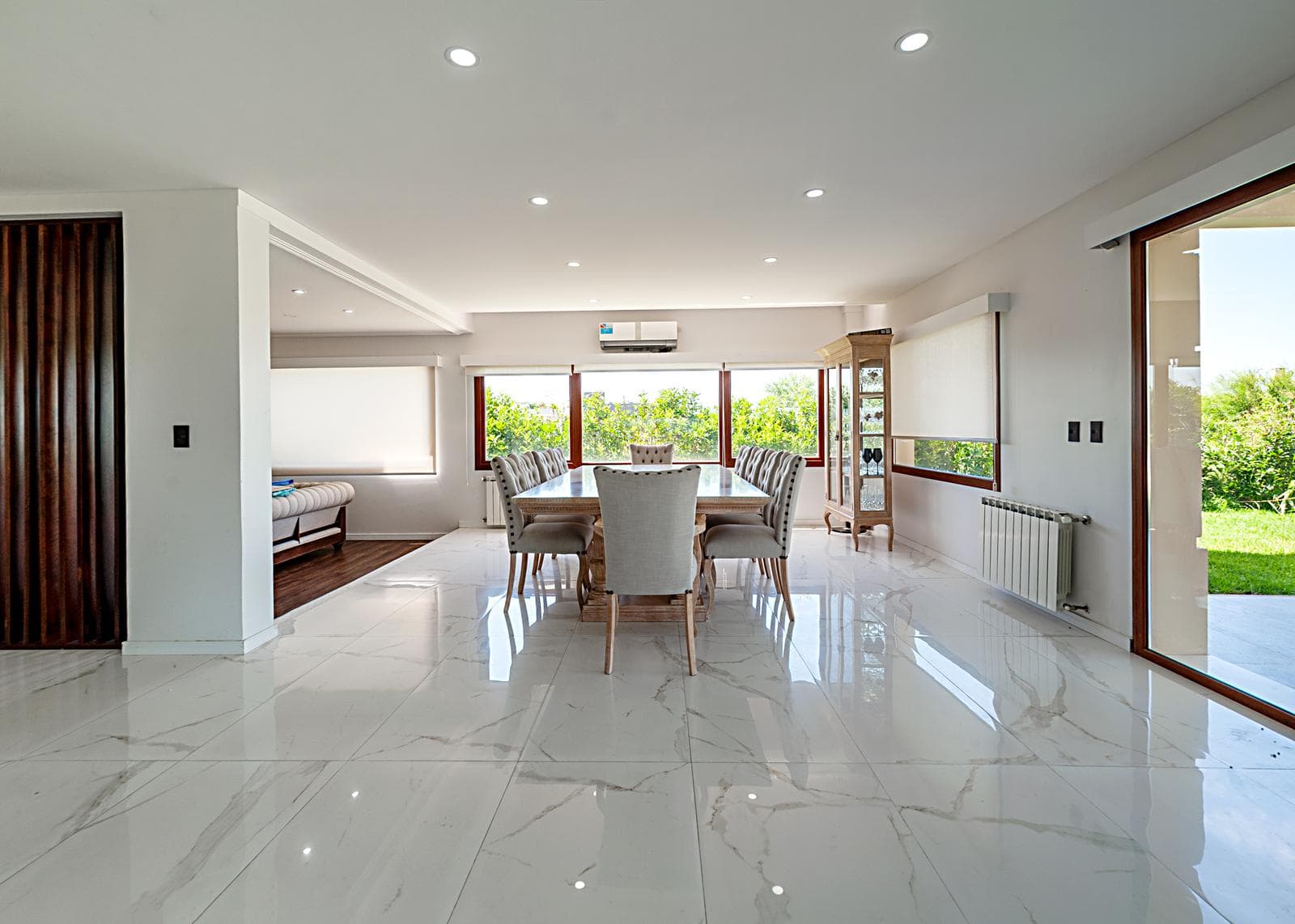6-Room House for Sale in Fincas del Alba, Canning