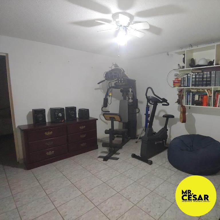 House for Sale in the Centenario Neighborhood