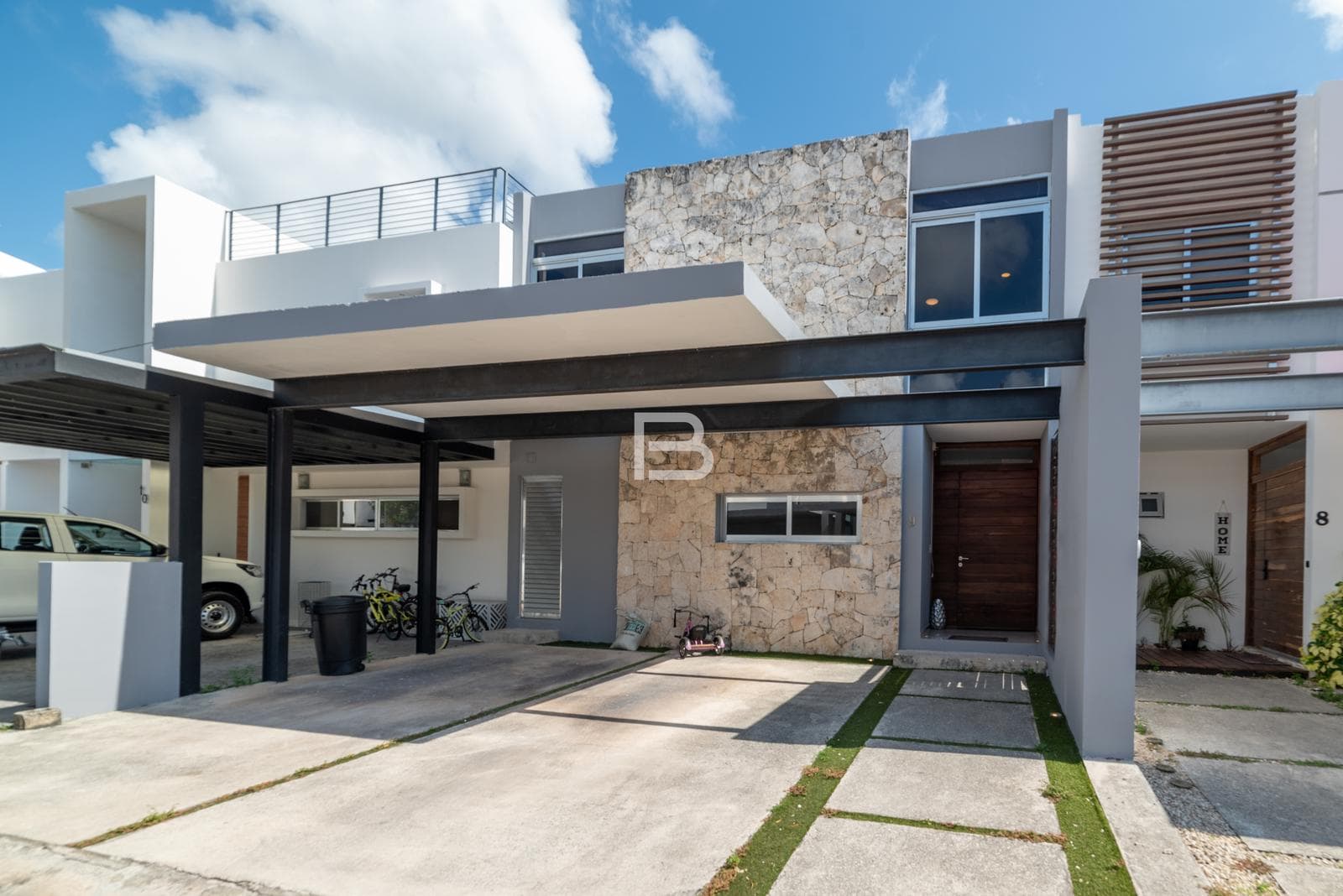 House for Sale in the Palmaris Residential Complex