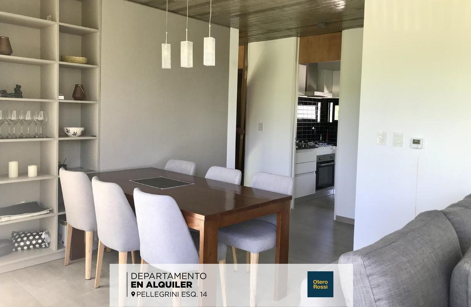 Apartment for rent in downtown City Bell. 474 at the corner of 14th. 2 bedrooms, garage. In impeccable condition