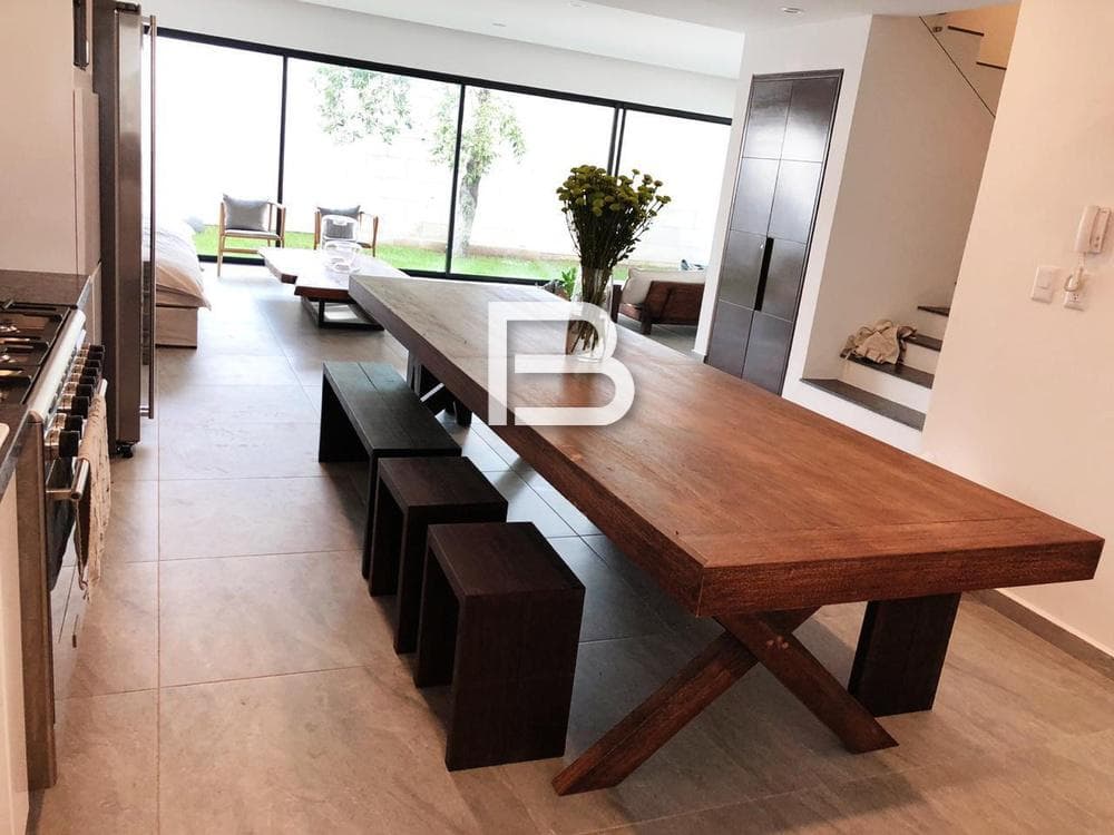 Lantana Condominium: House for Rent