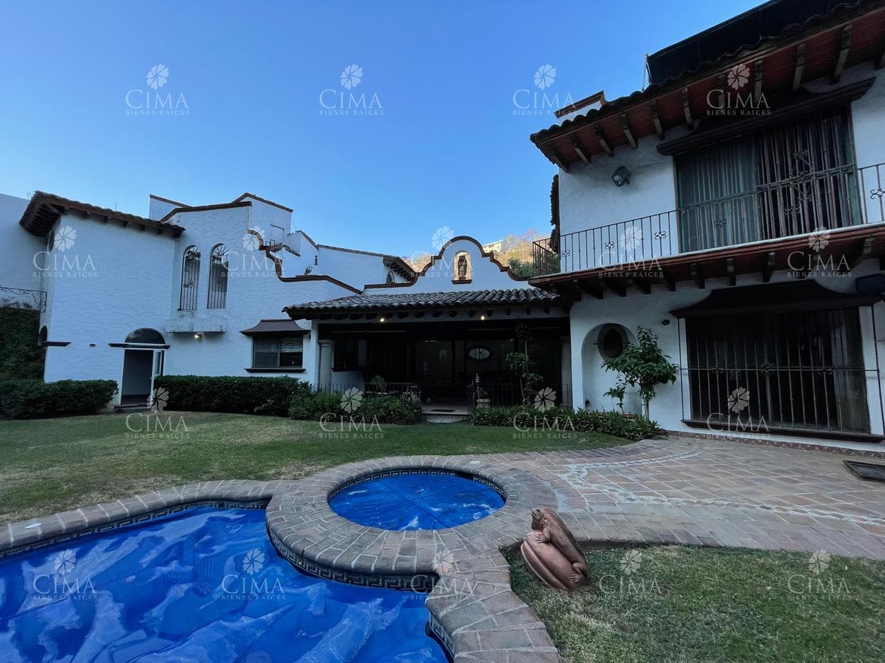 Renta Casa en Fraccionamiento La Cañada - R123