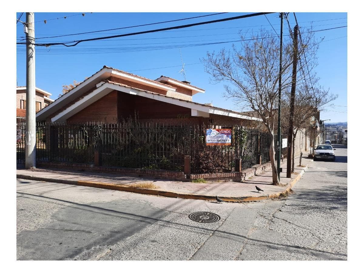 House for Sale in Downtown La Falda