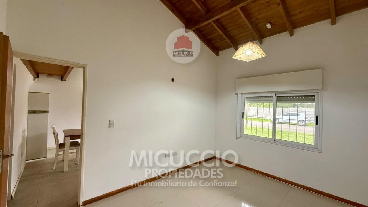 Casa en venta | Frutos Gonzalez N°1755, UF N°1 | B° Campos Verdes, Escobar. APTA CREDITO.