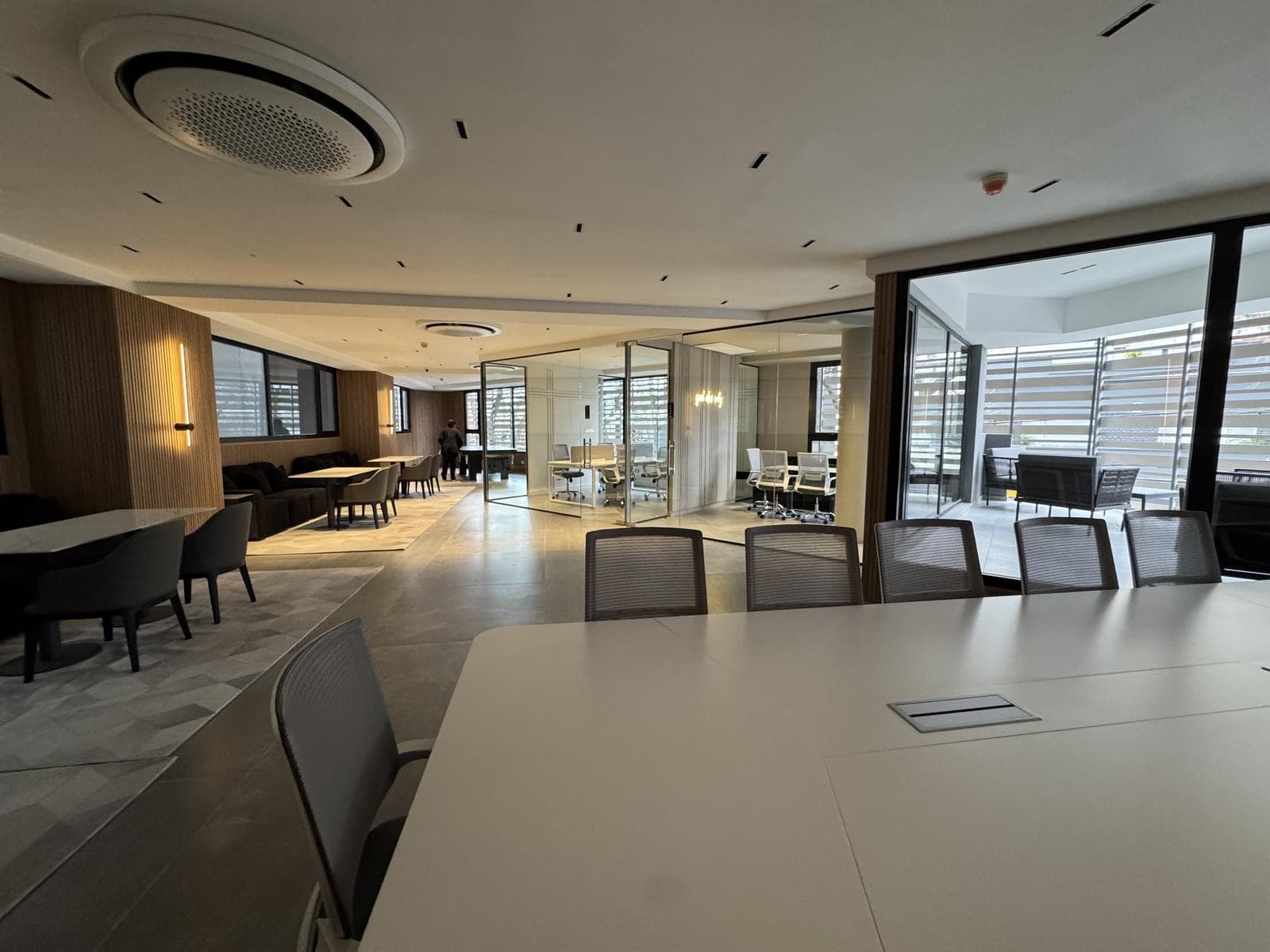 4-Bedroom Apartment for Sale in Nuñez, Quantum Bellini Tower Parking Space, XXL Storage Unit