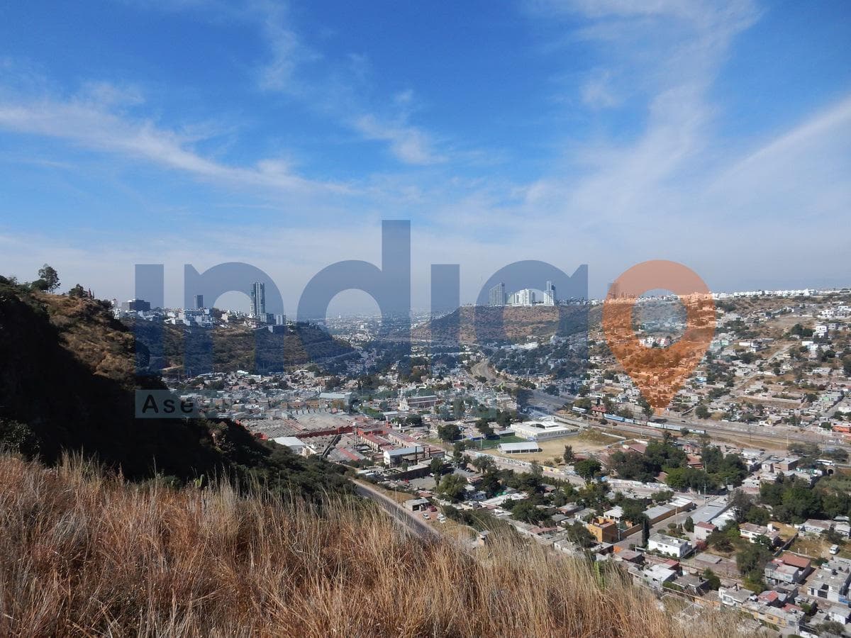 Land for Sale with Permission to Build 16 Apartments in Milenio III (H4)