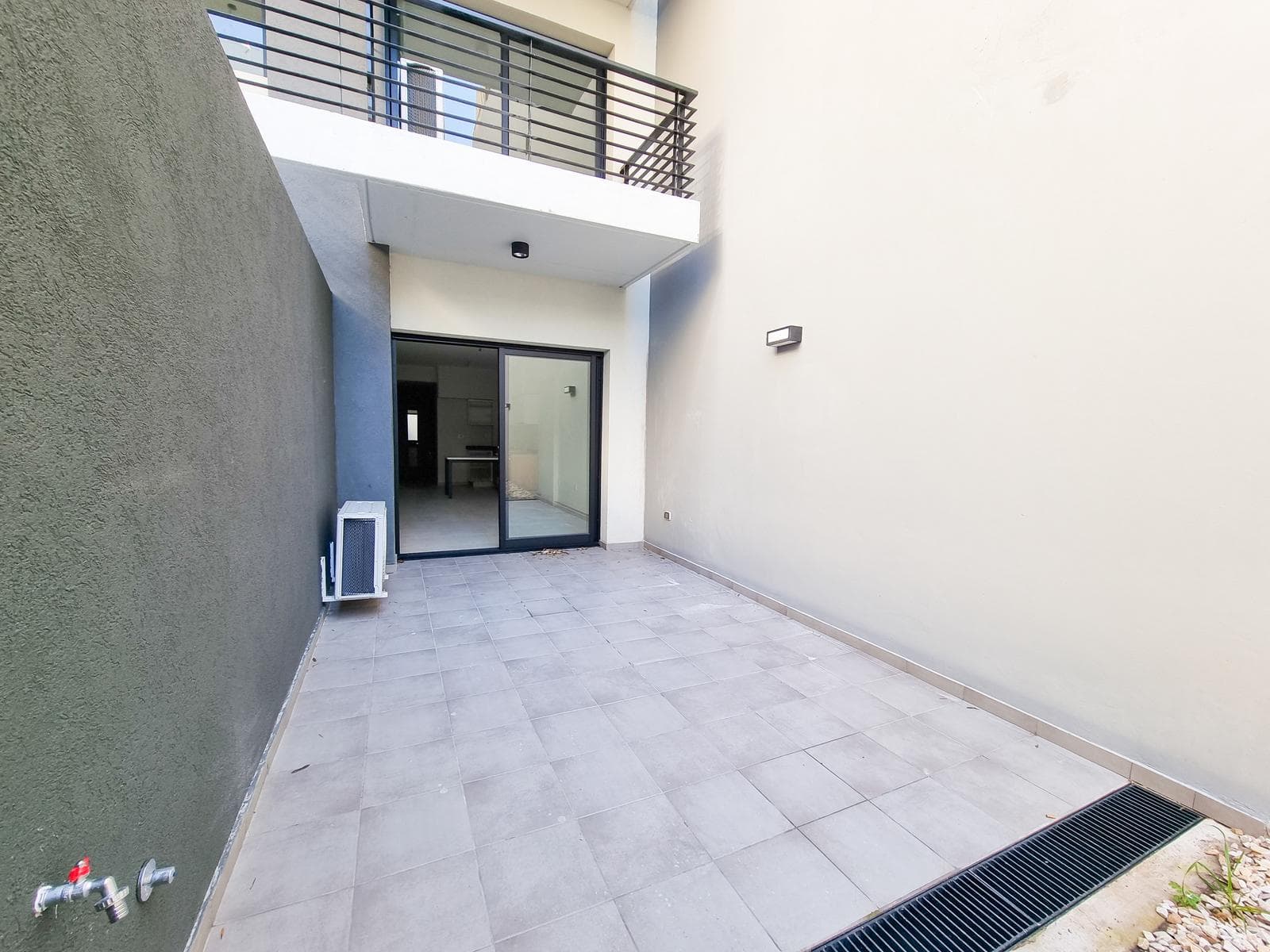 Studio Apartment for Sale in Almagro